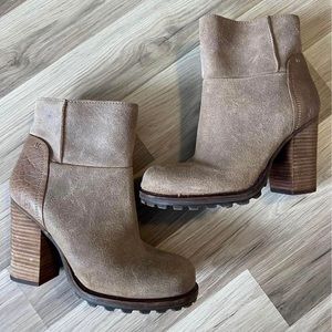 Brand new Sam Edelman suede boots